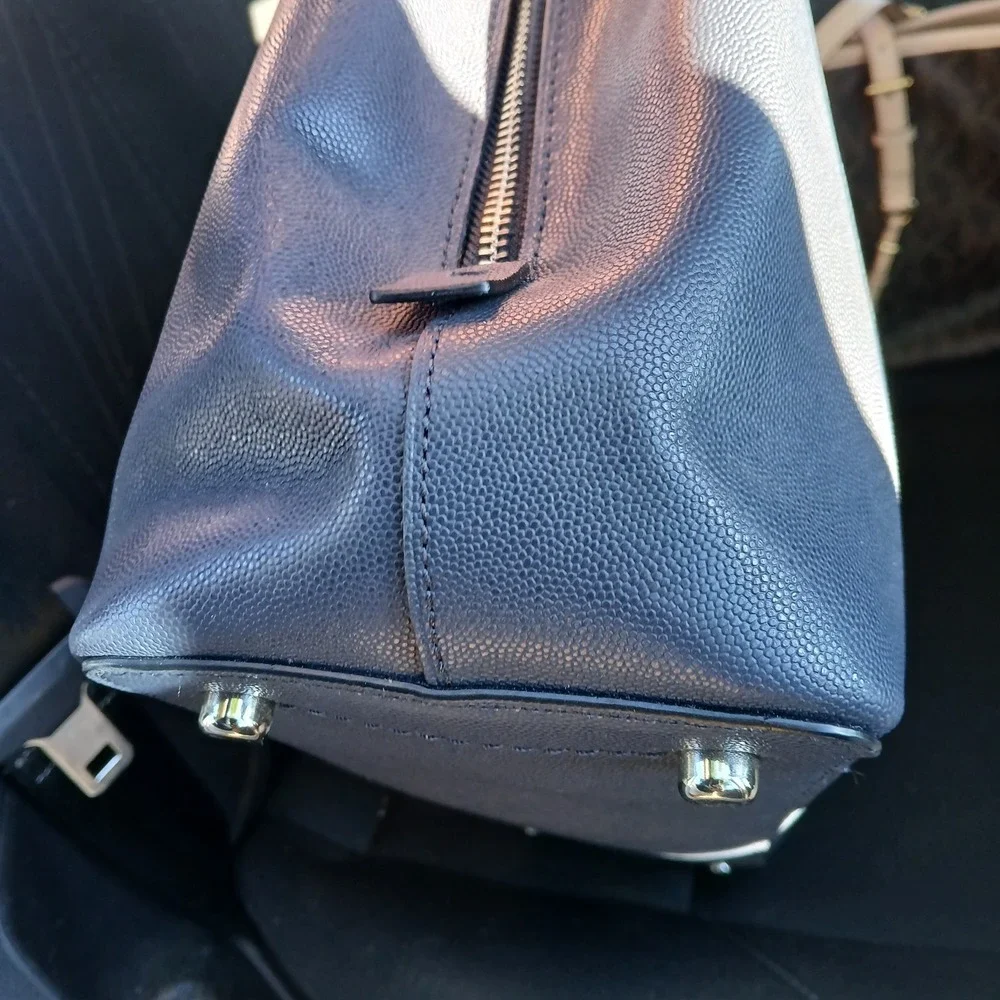 Coach Large Avenue Carry All Tote Bag Purse Navy Blue  # M1979-91377